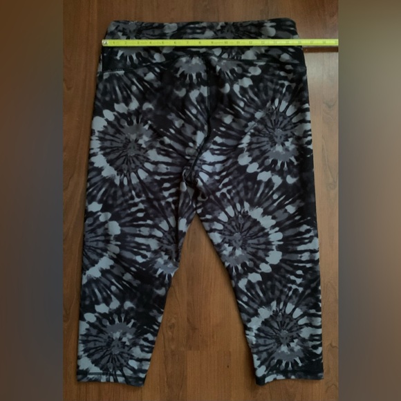 ACTIV8 Women’s Leggings Black Tie Dye Size XLarge - Picture 5 of 5